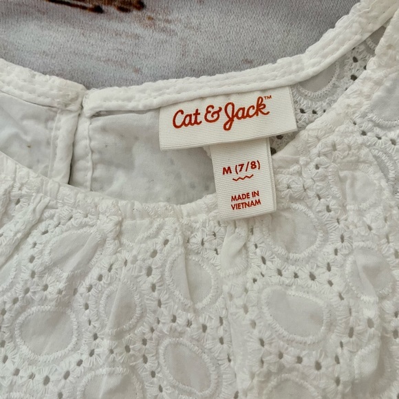 Cat & Jack white eyelet blouse NWT - Picture 3 of 4